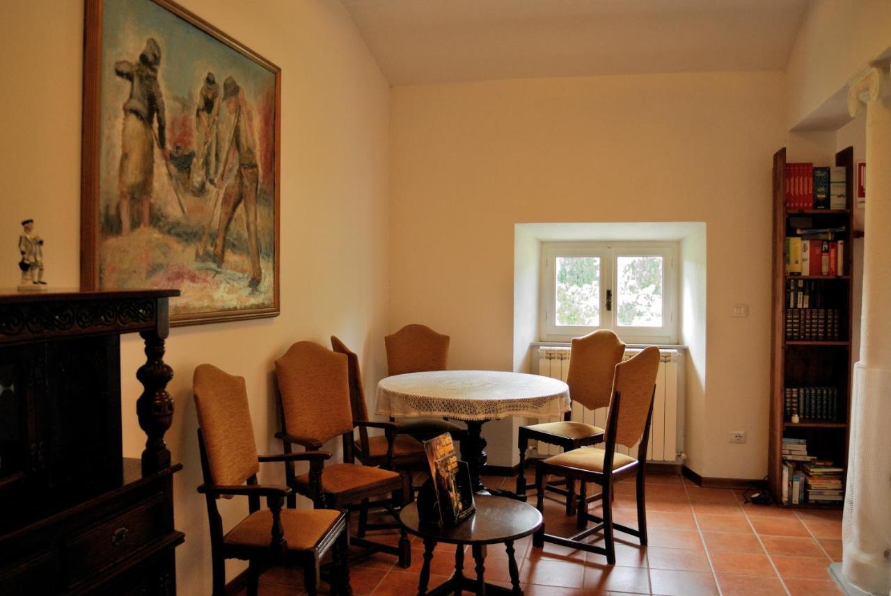 Villa Gherardi - B&B E Hostel Barga Exterior foto