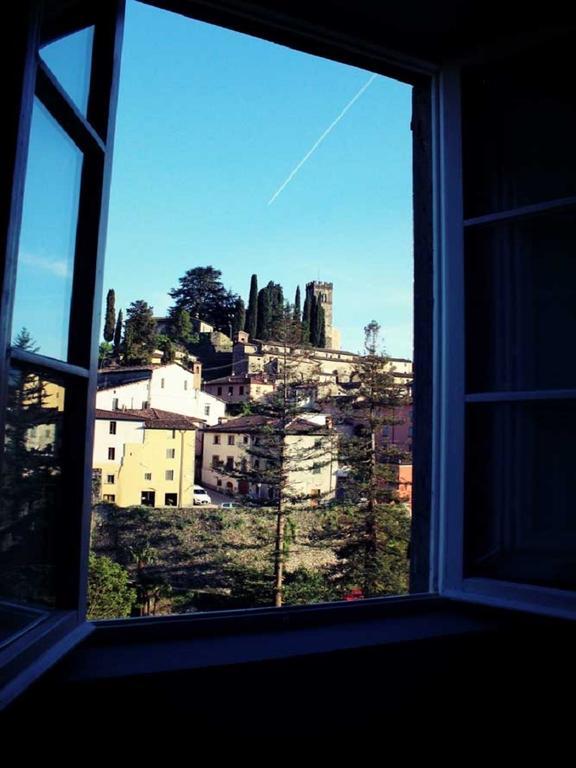 Villa Gherardi - B&B E Hostel Barga Quarto foto