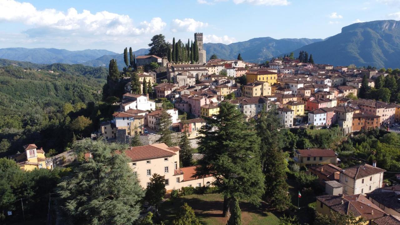 Villa Gherardi - B&B E Hostel Barga Exterior foto