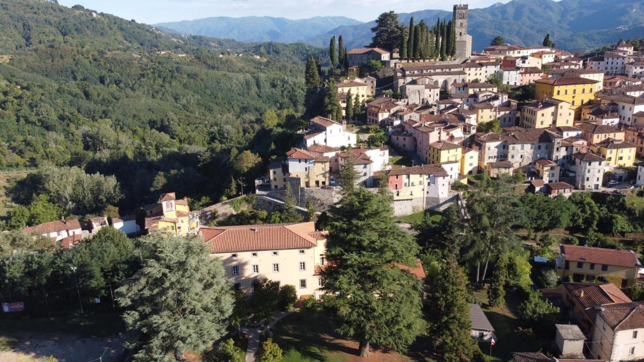 Villa Gherardi - B&B E Hostel Barga Exterior foto